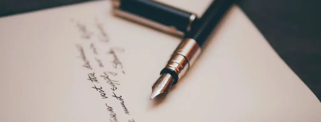 Penna stilografica su una lettera scritta a mano